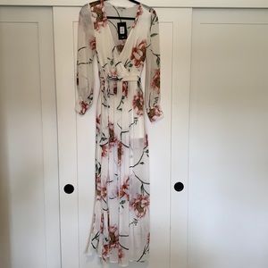 Fashion Nova Maxi dress, size Medium.